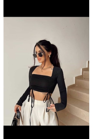 River Island Kadın Siyah Önü Büzgü Detaylı Crop Bluz