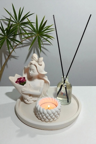 Dekoratif Vazo Seti - Buket Kız Vazo+çiçek Kokulu Oda Kokusu+tealight Mumluk Ve Mum+yuvarlak Tepsi Beyaz