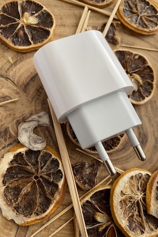 Apple Uyumlu iPhone  20W Hızlı Şarj Aleti Seti 20W Adaptör + Usb-C Kablo