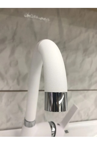 Viosa Beyaz Kısa Lavabo Bataryası Delta Banyo Sıcak Soğuk Su Girişli Musluk Siyah
