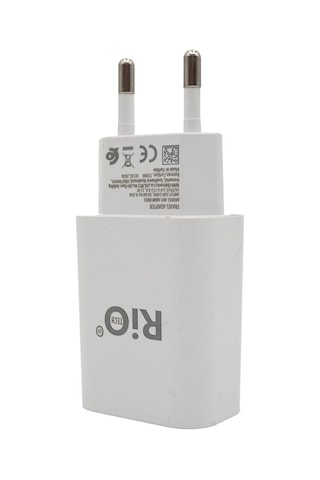 Riotech Tek Usb Girişli Beyaz Şarj Adaptörü