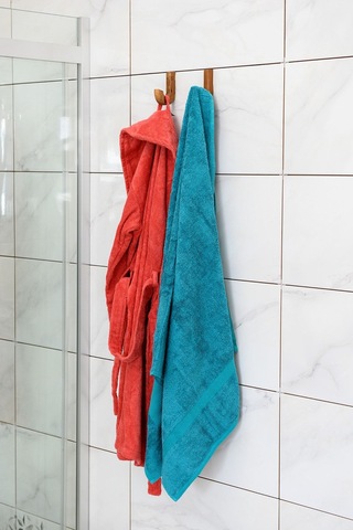 Yapışkanlı Ahşap Banyo Askılık 2'li J Askı Ahşap