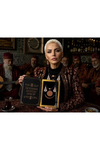 Özel Tasarım Kitap Kutulu Kadın Bakır Takı Seti Ve Tesbih Kombini - Kolye Küpe Bileklik Yüzük 5 Parça Otantik Şık Hediyelik - Doğum Günü Yıl Dönümü Anneler Günü Kadınlara Özel Gösterişli Hediye - N-00005