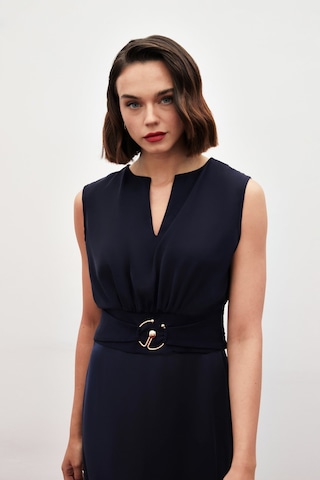 Sateen Toka Detaylı Kolsuz Bluz - Lacivert-134857