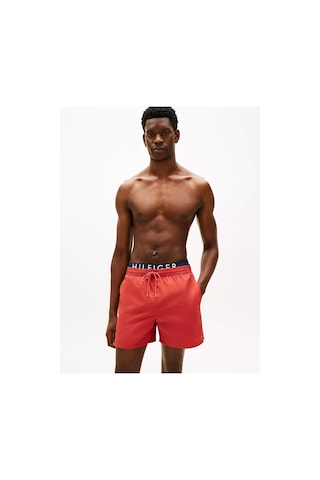 Tommy Hilfiger Erkek İç Lastik Yazı Desen Paraşüt Kumaş Cep Detay Kırmızı Deniz Şortu Um0um03749-xm0-13064 Kırmızı