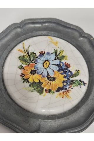 Vintage Zınn Çerçeveli Dekoratif Çiçek Temalı Duvar Tabağı 10cm 005