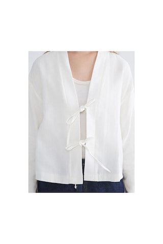 LC Waikiki Alıta Cıty Farkıyla Lcw Modest Ekru Müslin Düz Kadın Kimono Ekru - 931518348 Ekru