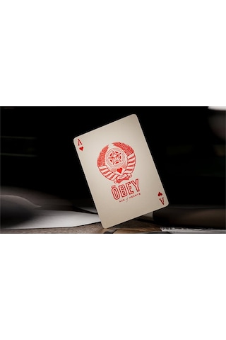 Theory11 Obey Red Edition Premium Oyun Kağıdı Limited Edition Koleksiyonluk İskambil Kartları