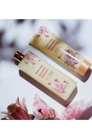 Bodycology Beautiful Blossoms Çiçeksi Kadın Vücut Spreyi 237 Ml