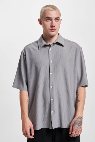 Only & Sons Erkek Onsboyy Rahat Kalıp Çizgili Kısa Kollu Gömlek 22025032 Gri