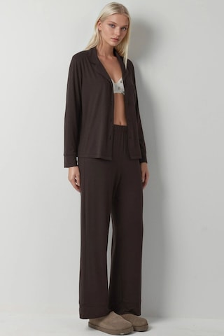 Hiccup Gömlek Yakalı Düğmeli Uzun Kollu Pijama Takımı Koyu Mocha Kahve