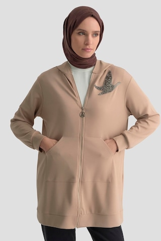 Armine Trend Boydan Fermuarlı Kanguru Cepli Kapüşonlu Taşlı Aksesuarlı Tunik Bej 25yt542 Bej