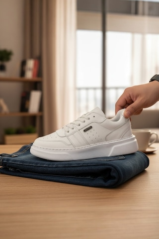 Enoch Erkek Beyaz Günlük Spor Ayakkabı Kalın Tabanlı Sneaker Metal Logolu Ve Dikişli Sokak Modeli Beyaz