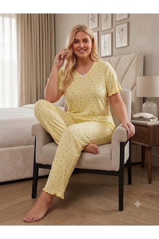 Büyük Beden Kısa Kol Pamuklu Ultrasoft Likralı Kapri Pijama Takımı 8624 Sarı
