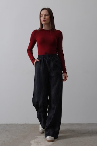 Beli Lastikli Bol Paça Pantolon - Lacivert-beyaz Lacivert - Beyaz