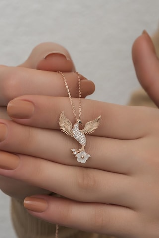 Nereze 925 Ayar Gümüş Manolya Çiçeği Detaylı Zümrüdü Anka Kuşu Kolye