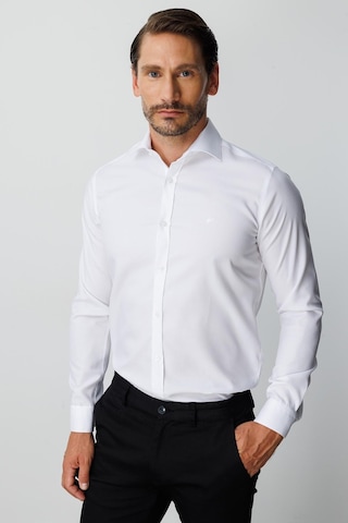 Igs Beyaz Slim Fit Dar Kalıp Klasik Yaka Düz Uzun Kollu Cepsiz %100 Pamuk Non Iron Ütü İstemeyen Gömlek -19997