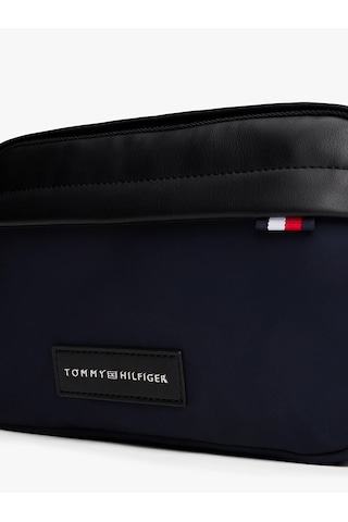 Tommy Hilfiger Erkek Traş Çanta Am0am13746dw6 Blue