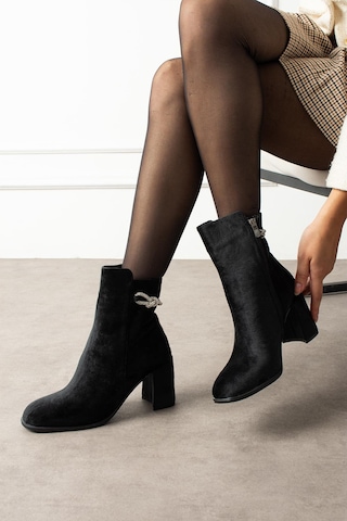 Shoetek Lorvesa Kadın Bot Fermuarlı Arkadan Taşlı Kadife Siyah Siyah