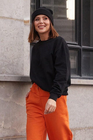 Salaş Sweatshirt Yumuşak Dokulu Düz Siyah 001
