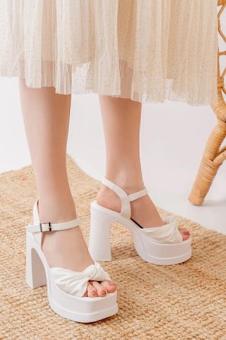 Preshley Kadın Sersi Beyaz Fiyonk Bantlı 12 Cm Platform Topuklu Ayakkabı Beyaz