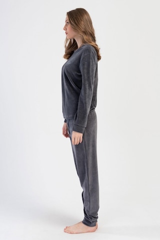Kadın Kadife Uzun Kol Füme Pijama Takım C6t9n0o304 001