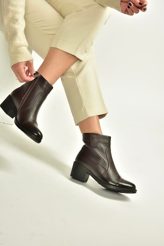 Fox Shoes V555567203 Kahverengi Alçak Topuklu Comfort Ortopedik Taban Kadın Bot Kahverengi