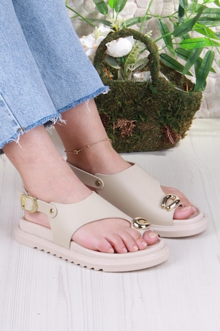 Fort 099-108 Fls Toka Detaylı Parmak Arası Kadın Sandalet Ten