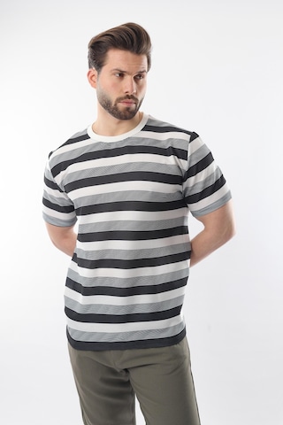Madmext Siyah Bisiklet Yaka Çizgili Erkek T-shirt E7118 Siyah