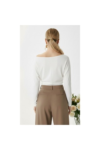 Fiolin Kadın Elegant Asimetrik Omuz Detaylı Bluz Beyaz
