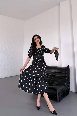 Neşeli Butik Kadın Kemerli Kare Yaka Çiçekli Midi Boy Elbise Nbks4104 Siyah