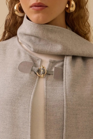 Kadın Tokalı Şal Detaylı Panço - Gri Gri