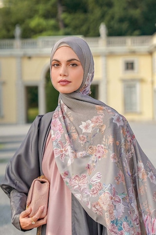 Buttonscarves Farra Saten Şal - Cattail Gri
