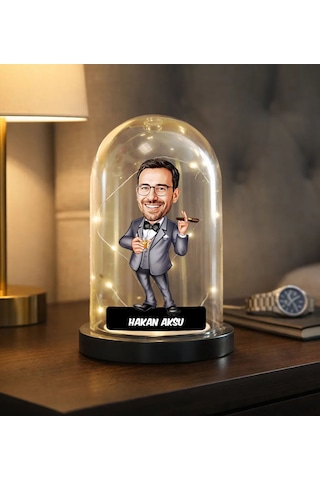 Bk Gift Kişiye Özel Erkek Patron Karikatürlü Led Işıklı Cam Fanus Biblo -1, Mesleki Hediye, Doğum Günü Hediyesi Kobitmeyencom36879 Bk Gift
