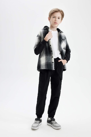 DeFacto Erkek Çocuk Kargo Cepli Beli Bağcıklı Lastikli Paça Cepli Siyah Jogger Gabardin Pantolon A9393A824AUBK81 Siyah