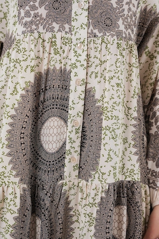 Gabria Ön Düğmeli Desenli Viskon Elbise Bej - Kahverengi