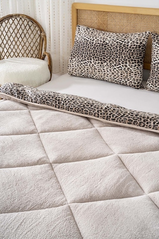 Rivaistanbul Bej Leopar Loura Çift Kişilik Çift Taraflı Lüx Wellsoft Yorgan Seti 195x215 Cm Bej