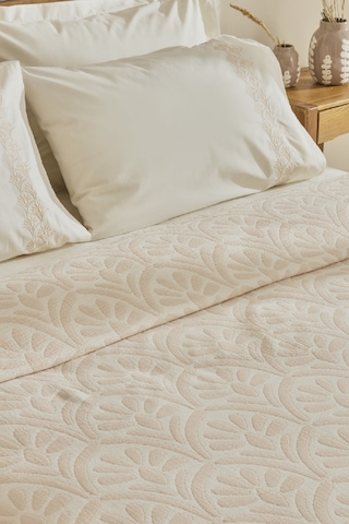 Karaca Home Shailyn Nakışlı Müslin Çift Kişilik Pike Takımı Pudra Pudra