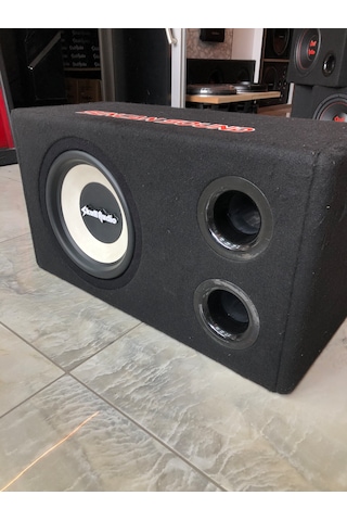 Skull Audio S4XL 1000W Rms 4000 W Kabinli Subwoofer