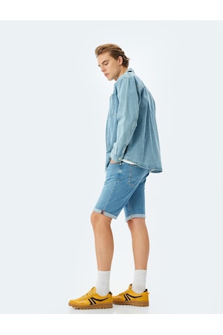 Koton Katlamalı Paça Bermuda Slim Fit Jean Şort Açık İndigo 5sam40009ıd Açık İndigo