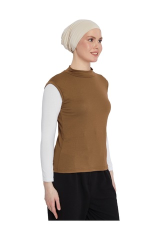 Organik Kolsuz Balıkçı Yaka Likralı Kadın Sıfır Kol Body Açık Çikolata