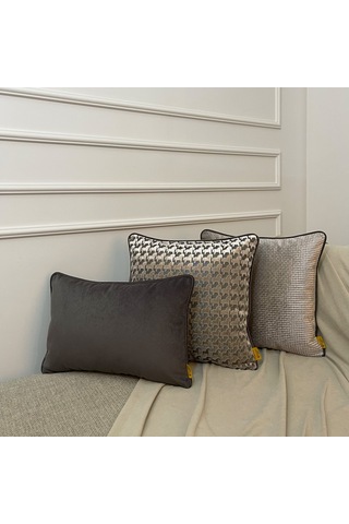 "taupe" Kadife Dokulu Düz Kırlent 30x50 - Gri Gri