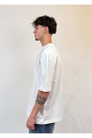 Zaee Script Taş İşlemeli Oversize Tişört Beyaz