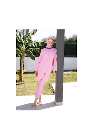 Mayom Pembe Renk Tam Kapalı Su Iticili Hızlı Kuruyan Yanlardan Ayarlanabilen Fermuarlı Tesettür Mayo Pembe