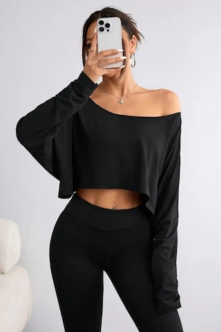 Kadın Düşük Omuz Kayık Yaka Oversize Uzun Kollu Crop T-shirt Siyah