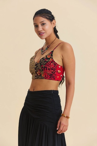 İnce Askılı Düğme Detaylı Crop Bluz Desenli
