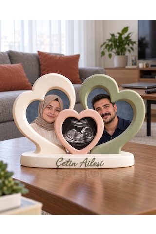 Sehmira Kişiye Özel Üç Kalpli Aile Fotoğraf Çerçevesi Beyaz - Pembe