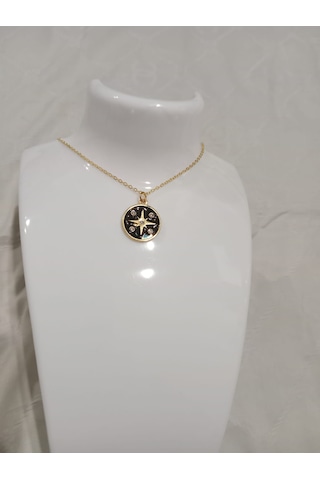 Yuvarlak Siyah Kuzey Yıldızı Kolye Siyah