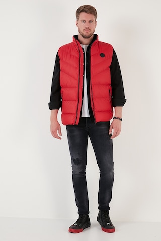 Buratti Slim Fit Suya Ve Rüzgara Dayanıklı Dik Yaka Şişme Erkek Yelek 649008 Kırmızı