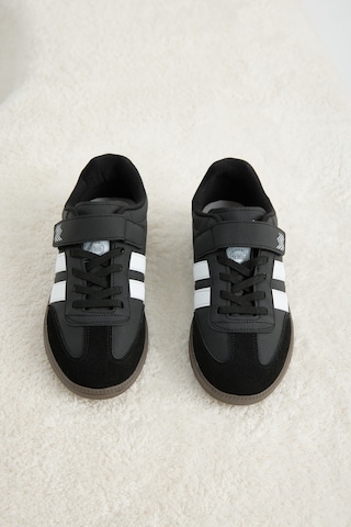 Tonny Black Termo Taban Yanı Şeritli Cırtlı Bağcıklı Sneaker Çocuk Unisex Siyah Beyaz Sneaker Tbzer040 Siyah - Beyaz